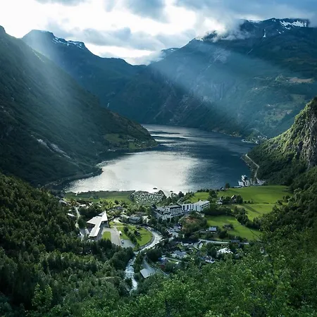 Union & 4* Geiranger