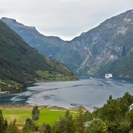 Ξενοδοχείο Union Bad & 4*