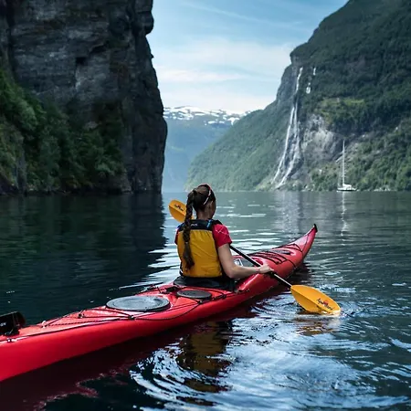 Union Bad & Ξενοδοχείο 4*