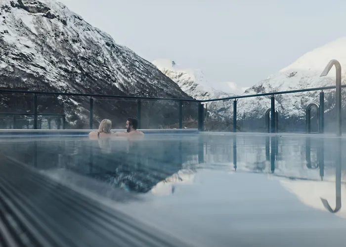 Union Bad & מלון 4*