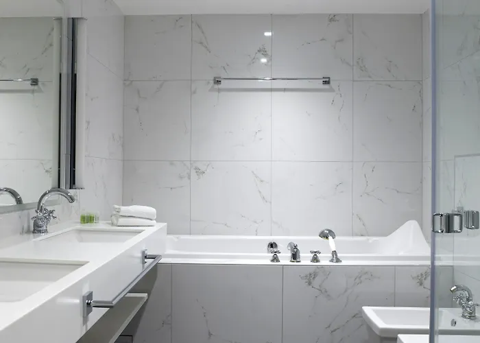 Union Bad & 4* גרינגר