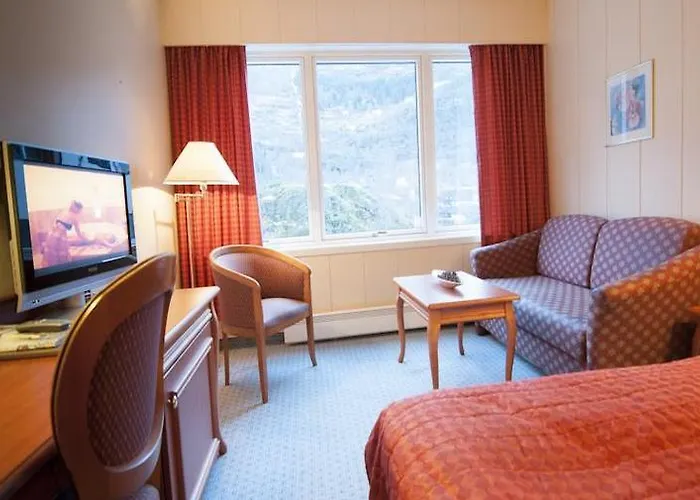 Union Bad & מלון 4*