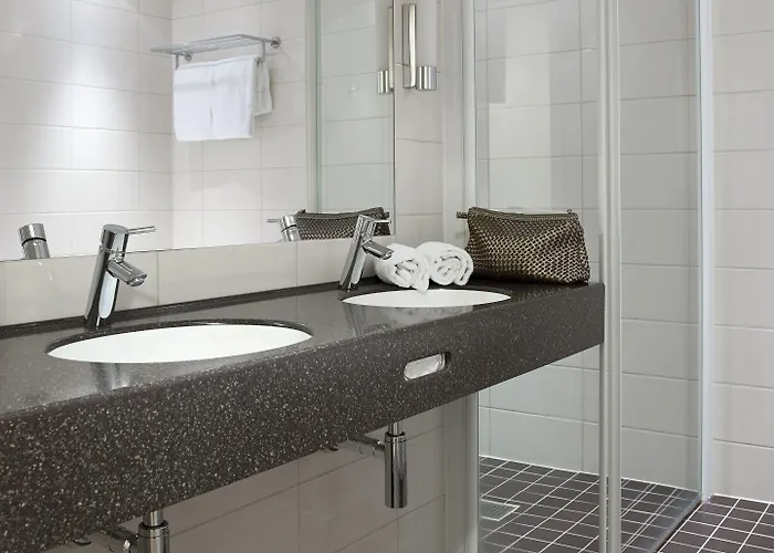 Hotell Union Bad & 4*